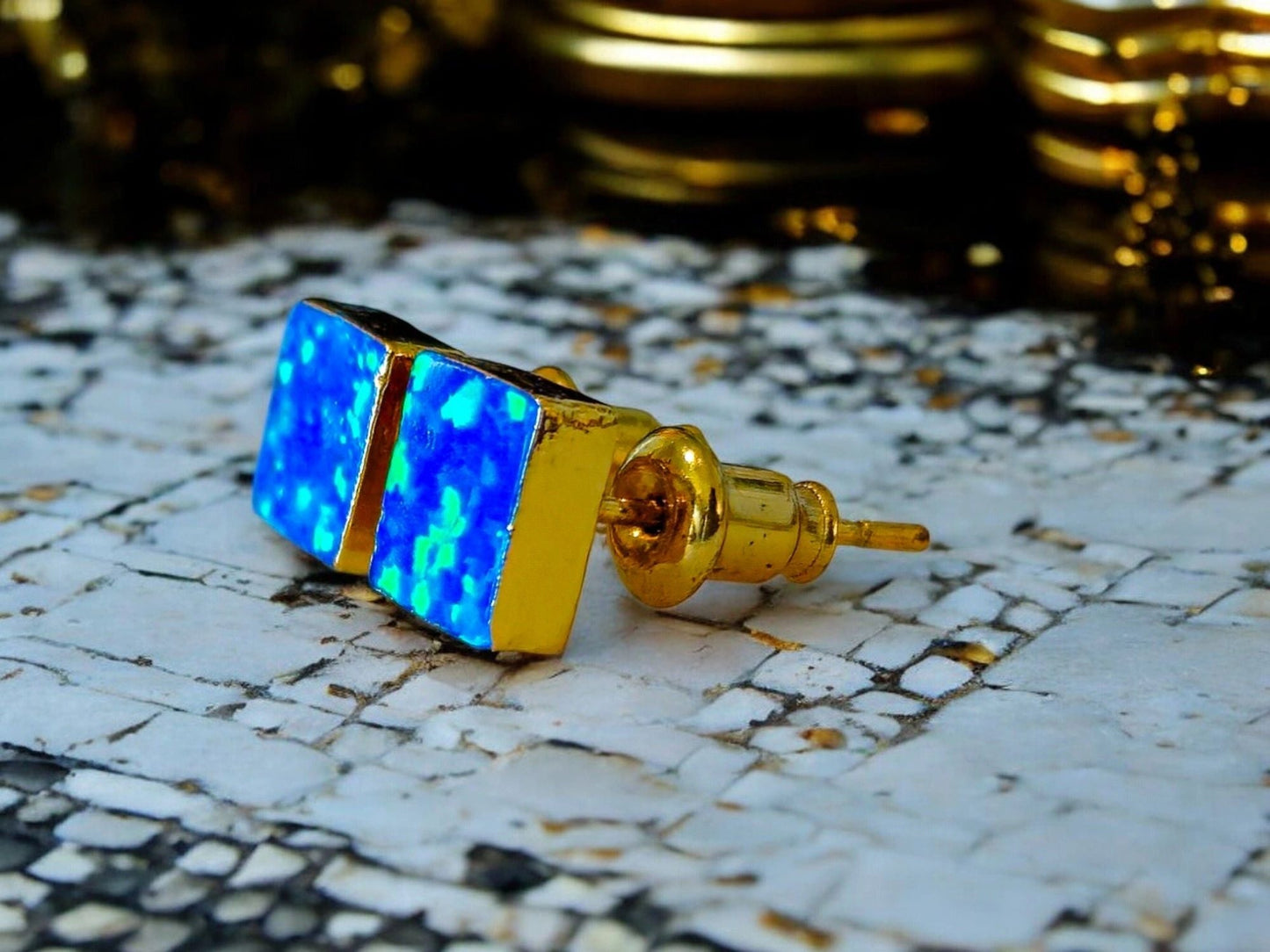 4 Directions of Light