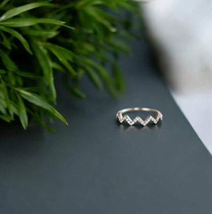 Waves Ring