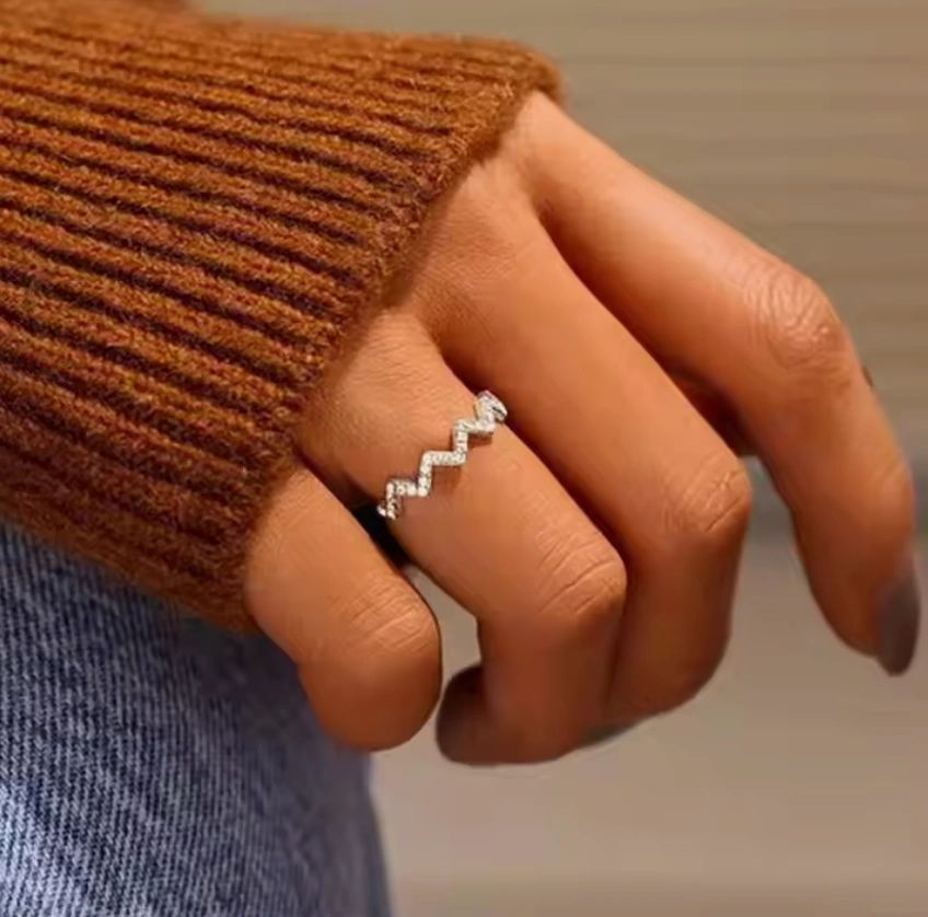 Waves Ring