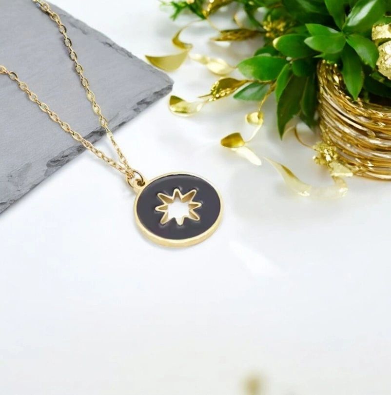 Nova Glow Necklace