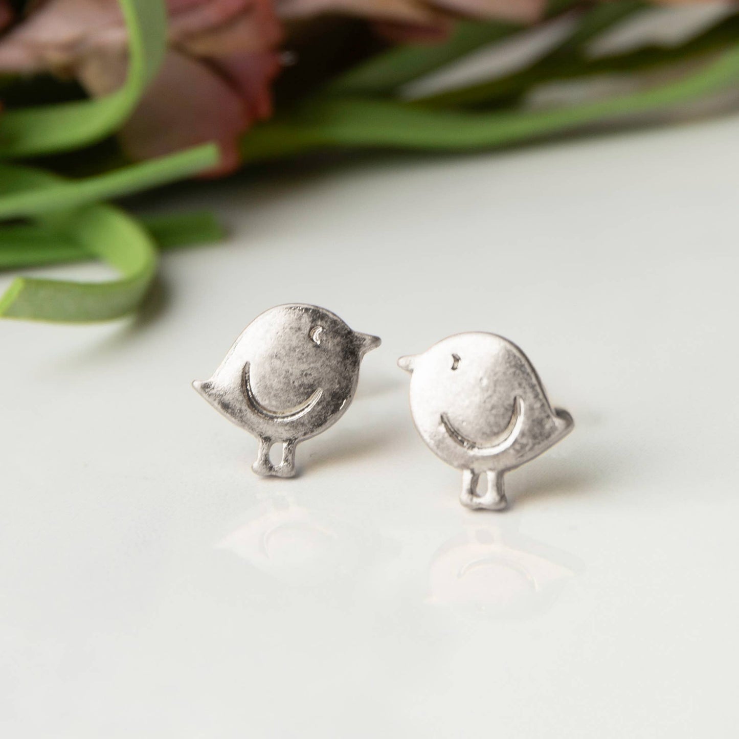 Birdie Stud Bud Stud Earrings